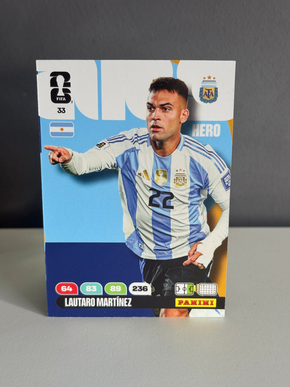 33 Lautaro Martinez
